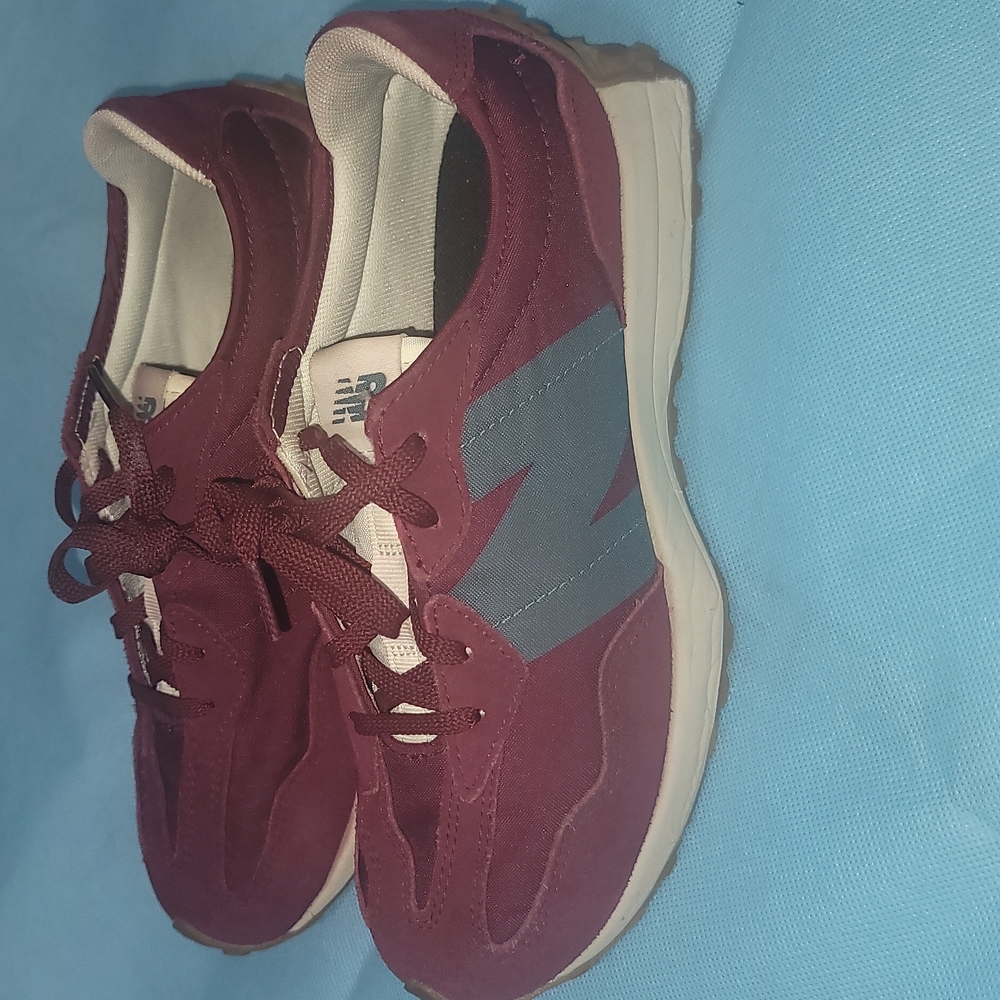 New balance 327
